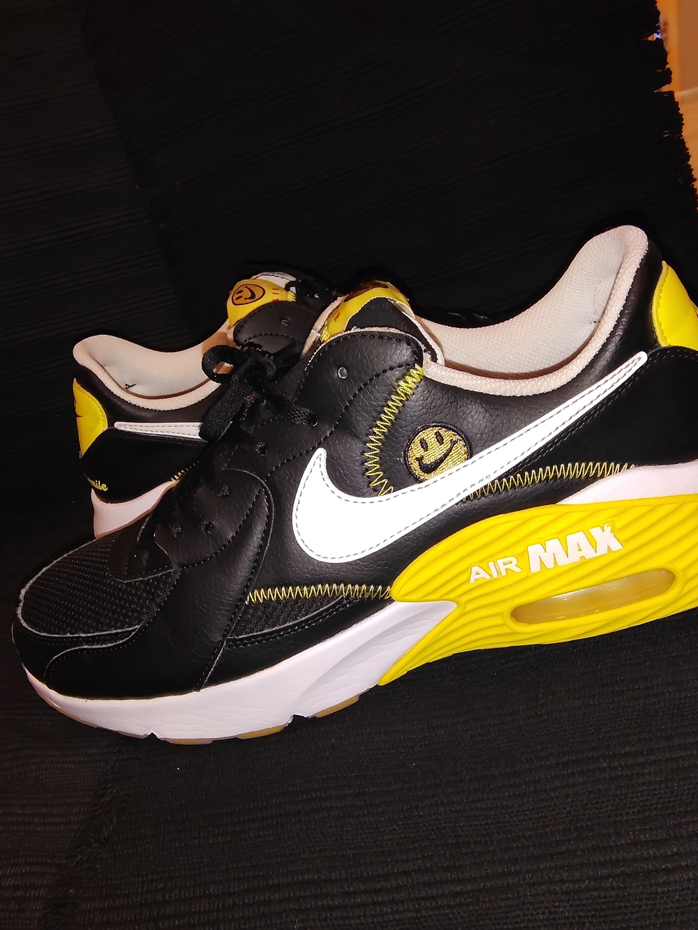 Nike Air Max 90 Go The Extra Smile